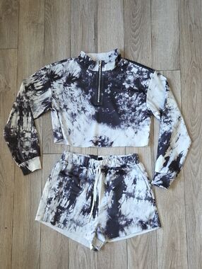 SHEIN Black & White Tie-Dye Cropped Zipper Pullover Set Small